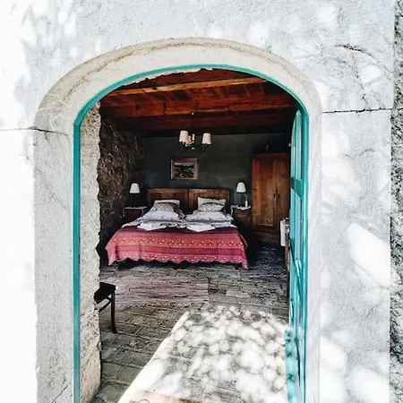 Vilă Authentic Stone House Grižane