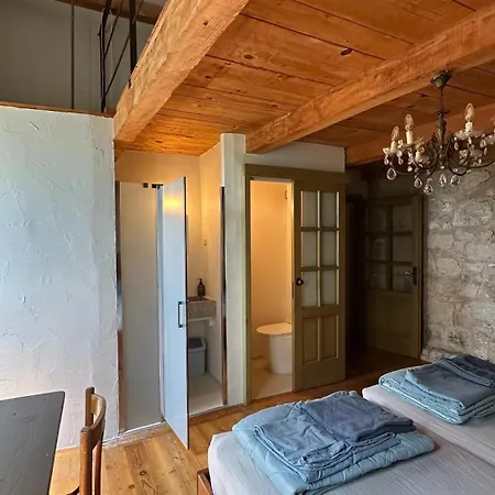 Authentic Stone House Tranquil For Families And Groups