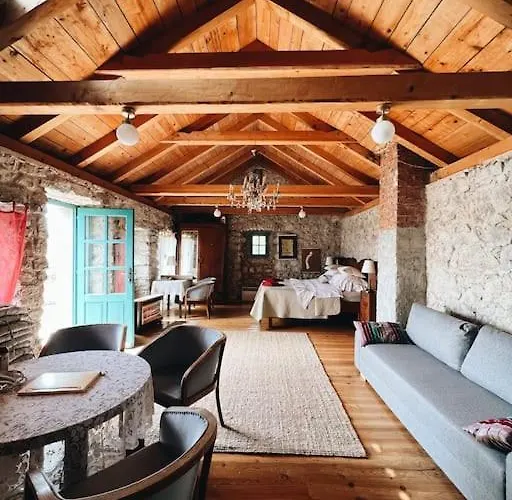 Villa Authentic Stone House *